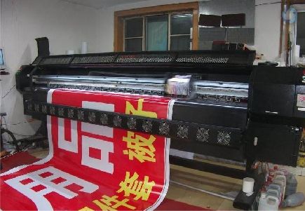 来凤喷绘广告分辨率是多少？