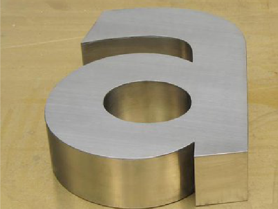 来凤不锈钢字制作介绍。